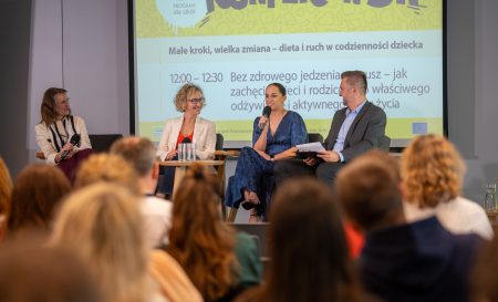 Małe kroki, wielka zmiana – konferencja „Programu dla szkół"